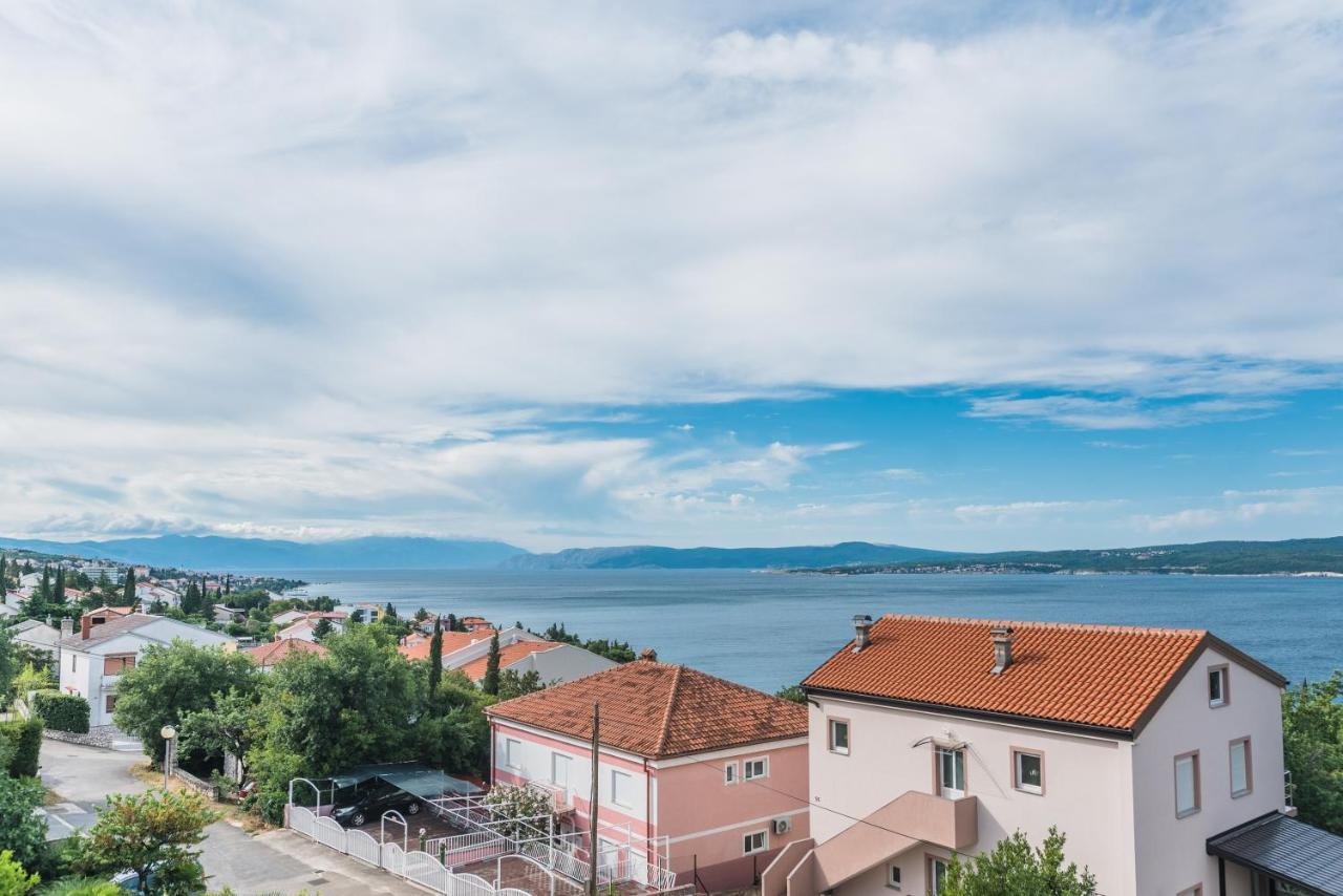 Apartments Ivana Dramalj Exterior photo